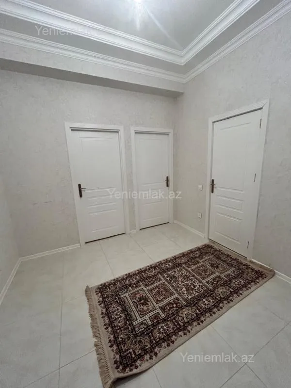 Satılır 1 otaqlı yeni tikili 70 m²