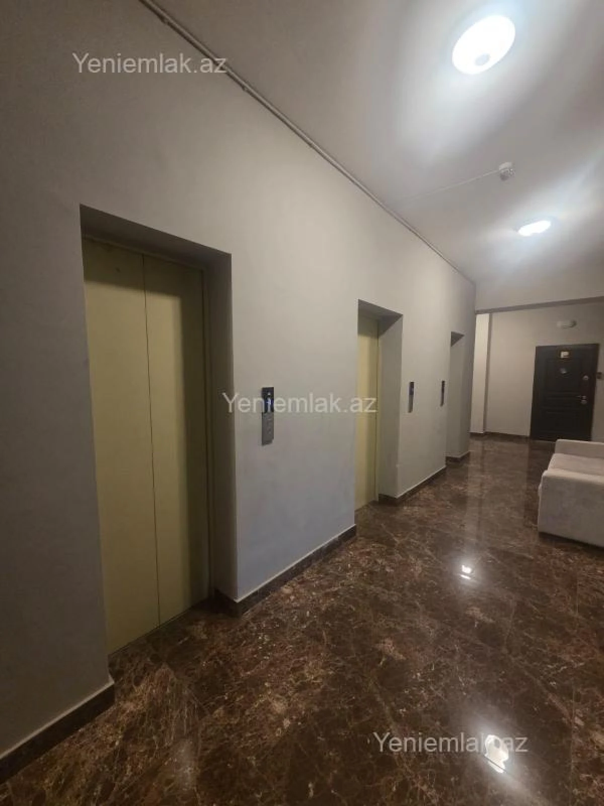 Satılır 3 otaqlı yeni tikili 100 m²