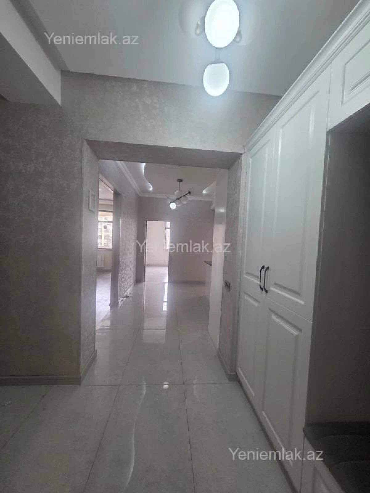 Satılır 3 otaqlı yeni tikili 100 m²