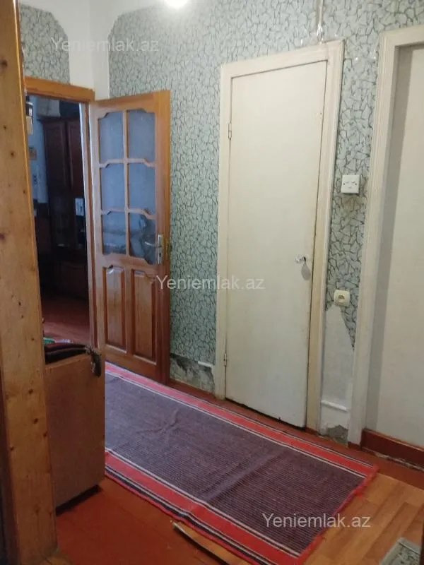 Satılır 2 otaqlı köhnə tikili 57 m²