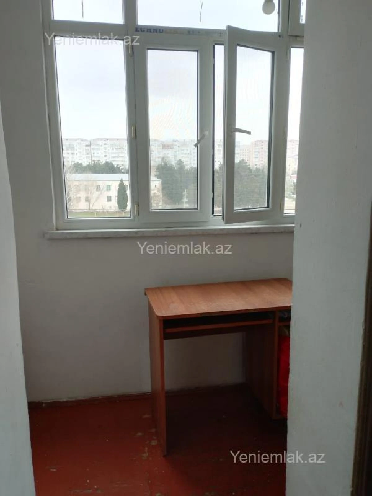 Satılır 2 otaqlı köhnə tikili 57 m²