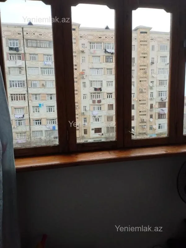 Satılır 2 otaqlı köhnə tikili 57 m²