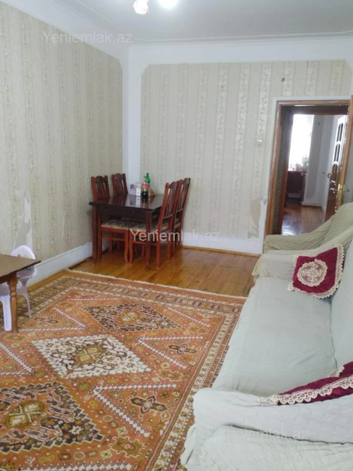 Satılır 2 otaqlı köhnə tikili 57 m²