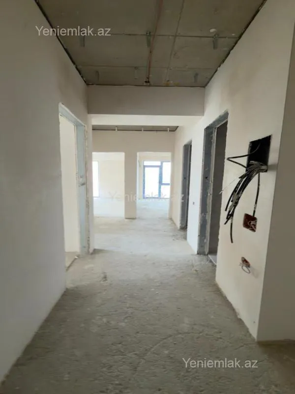 Satılır 4 otaqlı yeni tikili 112 m²