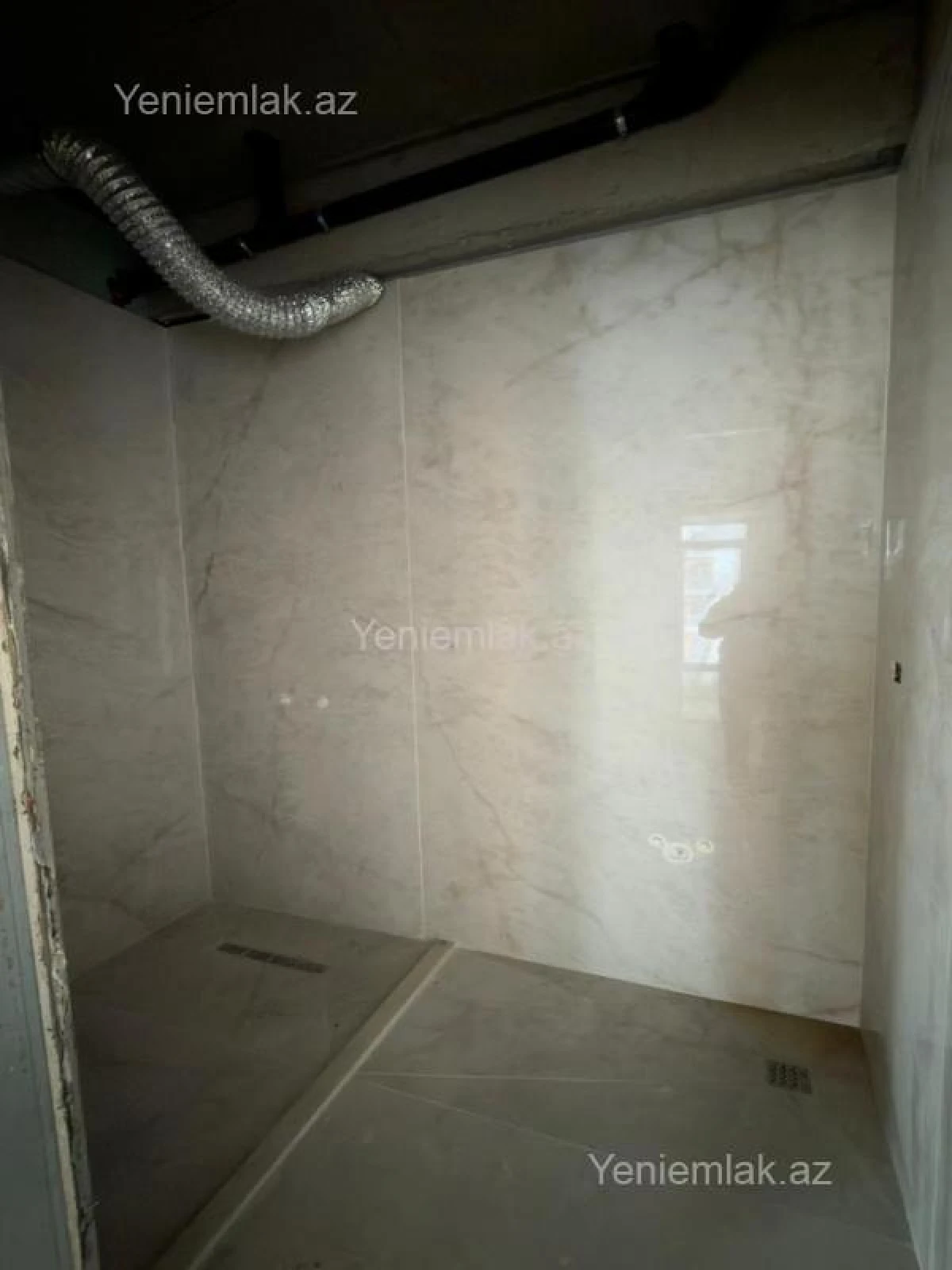 Satılır 4 otaqlı yeni tikili 112 m²