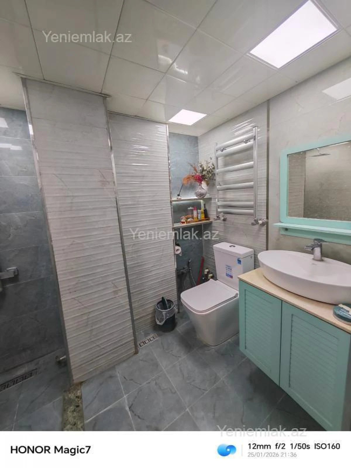 Satılır 3 otaqlı köhnə tikili 75 m²