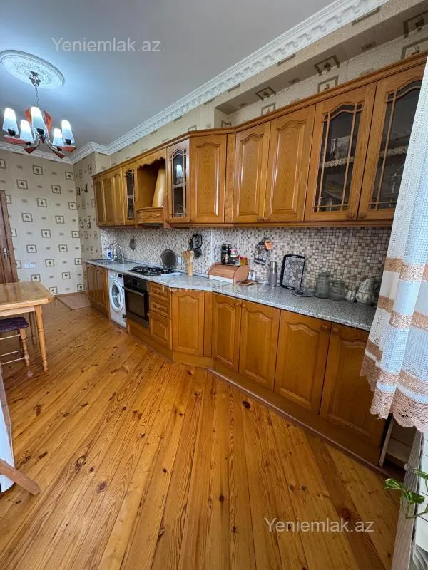 Satılır 3 otaqlı yeni tikili 95 m²