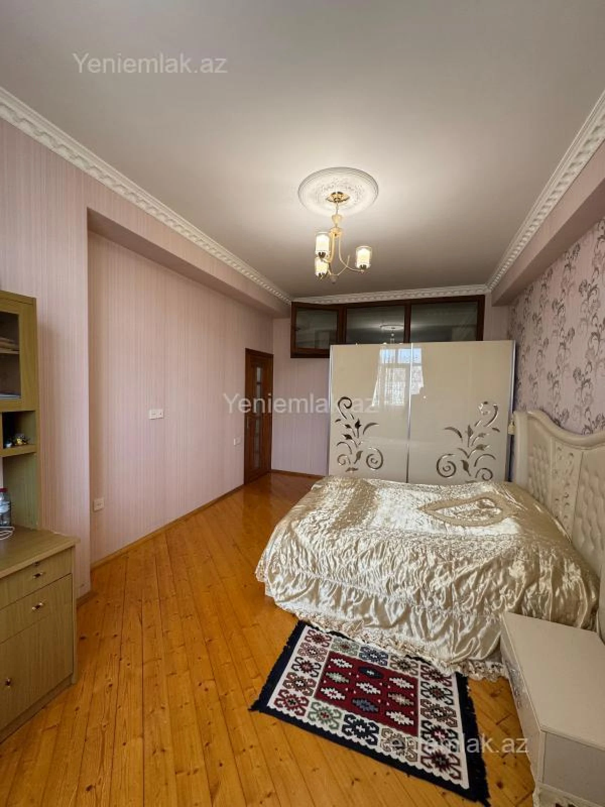 Satılır 3 otaqlı yeni tikili 95 m²
