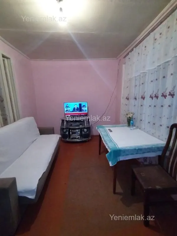 Satılır 2 otaqlı həyət evi 50 m²