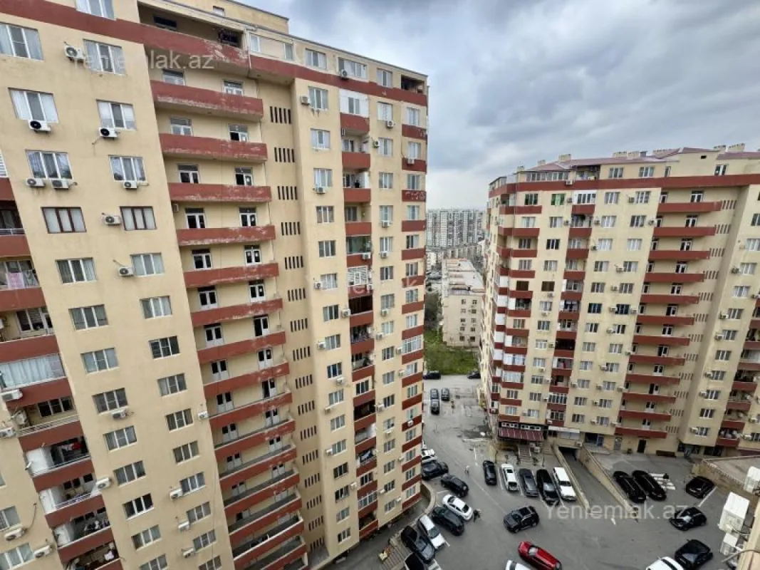 Satılır 3 otaqlı yeni tikili 90 m²
