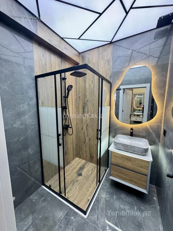 Satılır 3 otaqlı yeni tikili 90 m²