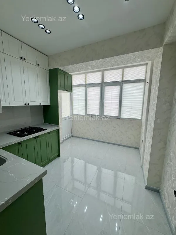 Satılır 3 otaqlı yeni tikili 90 m²