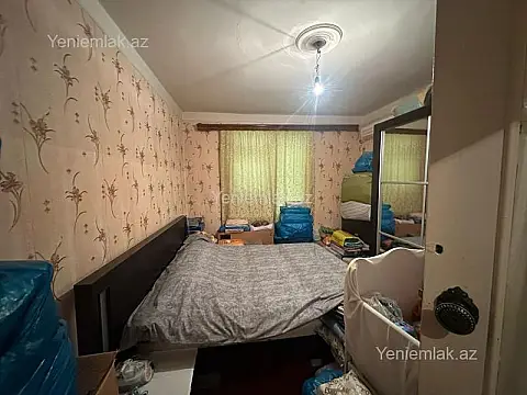 Satılır 2 otaqlı köhnə tikili 55 m²