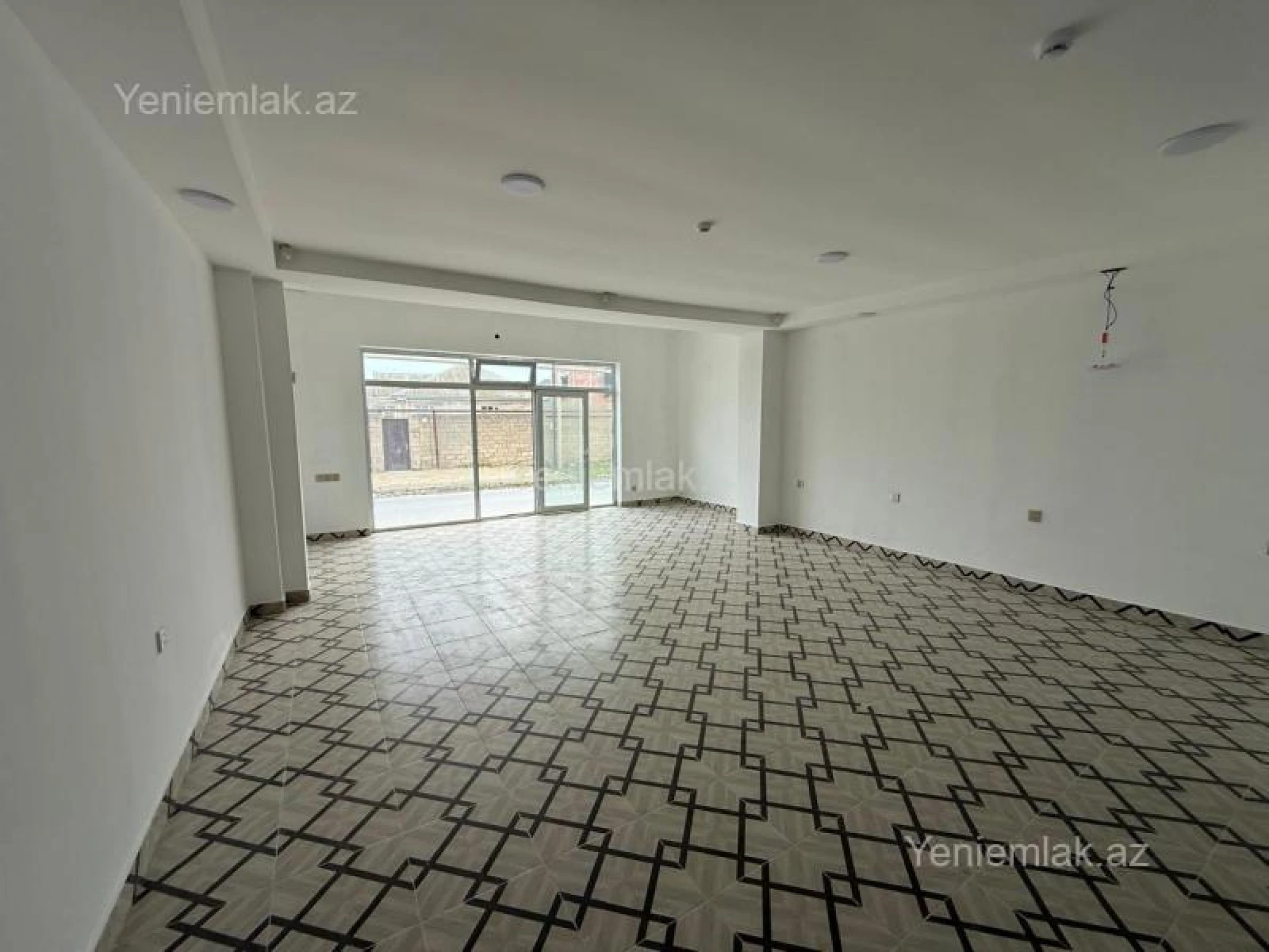 Satılır 7 otaqlı obyekt 205 m²