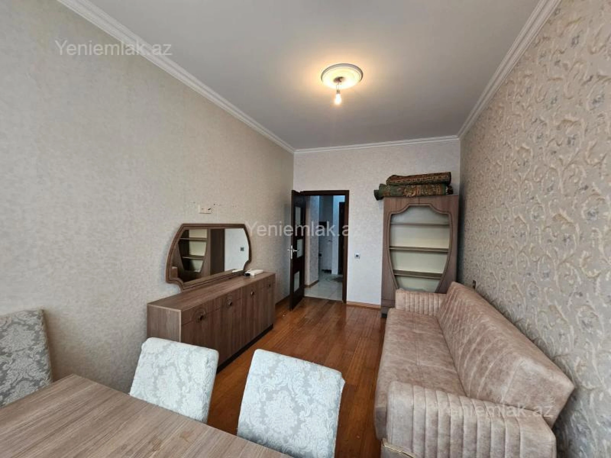 Satılır 2 otaqlı yeni tikili 61 m²