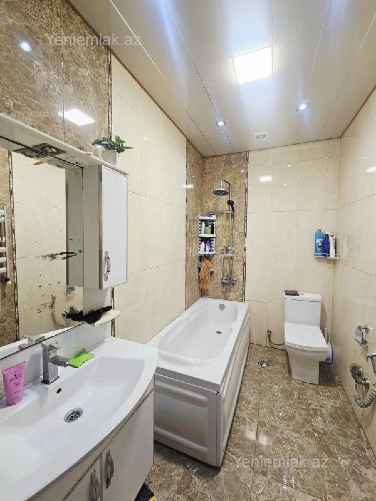 Satılır 3 otaqlı yeni tikili 92 m²