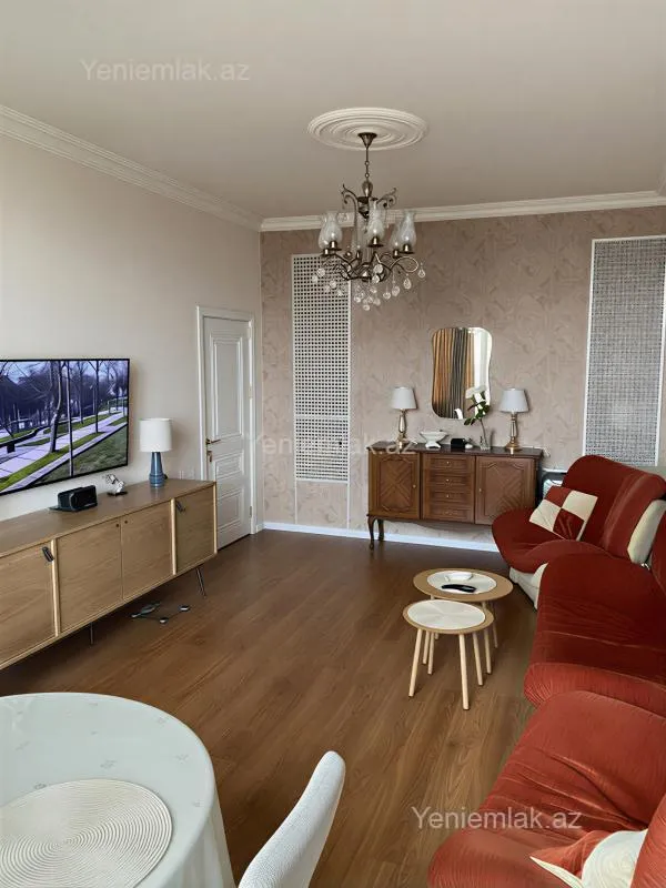 Satılır 3 otaqlı yeni tikili 57 m²