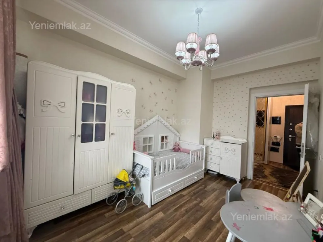 Satılır 3 otaqlı yeni tikili 72 m²