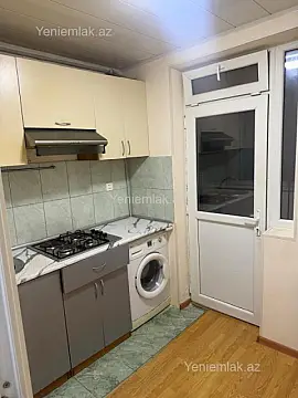 Satılır 2 otaqlı köhnə tikili 60 m²