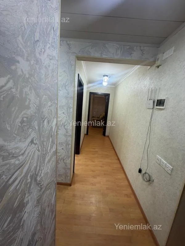Satılır 2 otaqlı köhnə tikili 60 m²