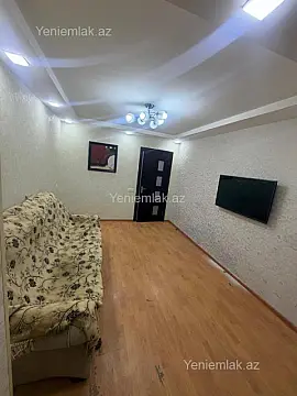 Satılır 2 otaqlı köhnə tikili 60 m²
