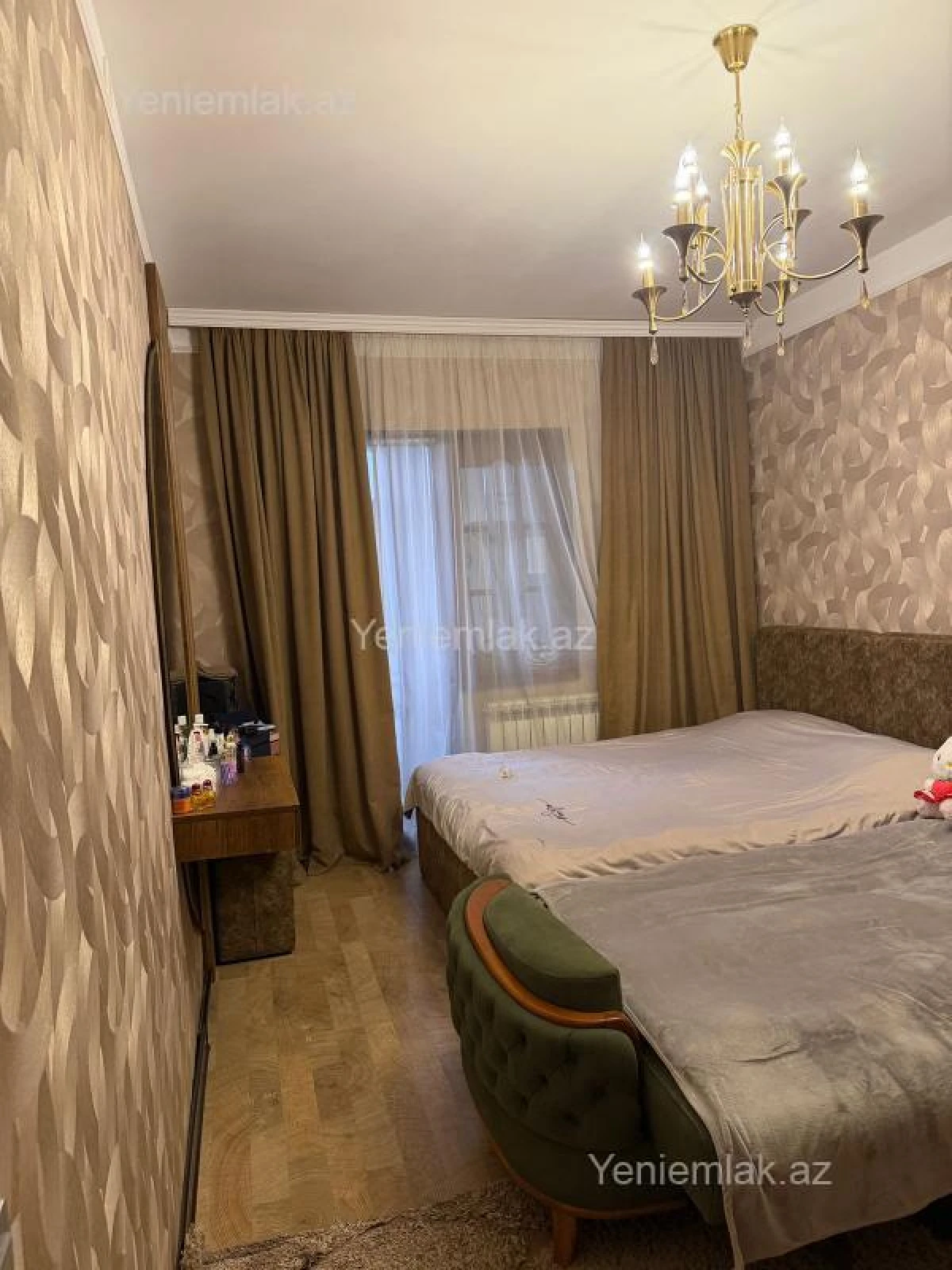 Satılır 2 otaqlı köhnə tikili 68 m²