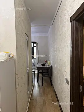 Satılır 2 otaqlı köhnə tikili 68 m²