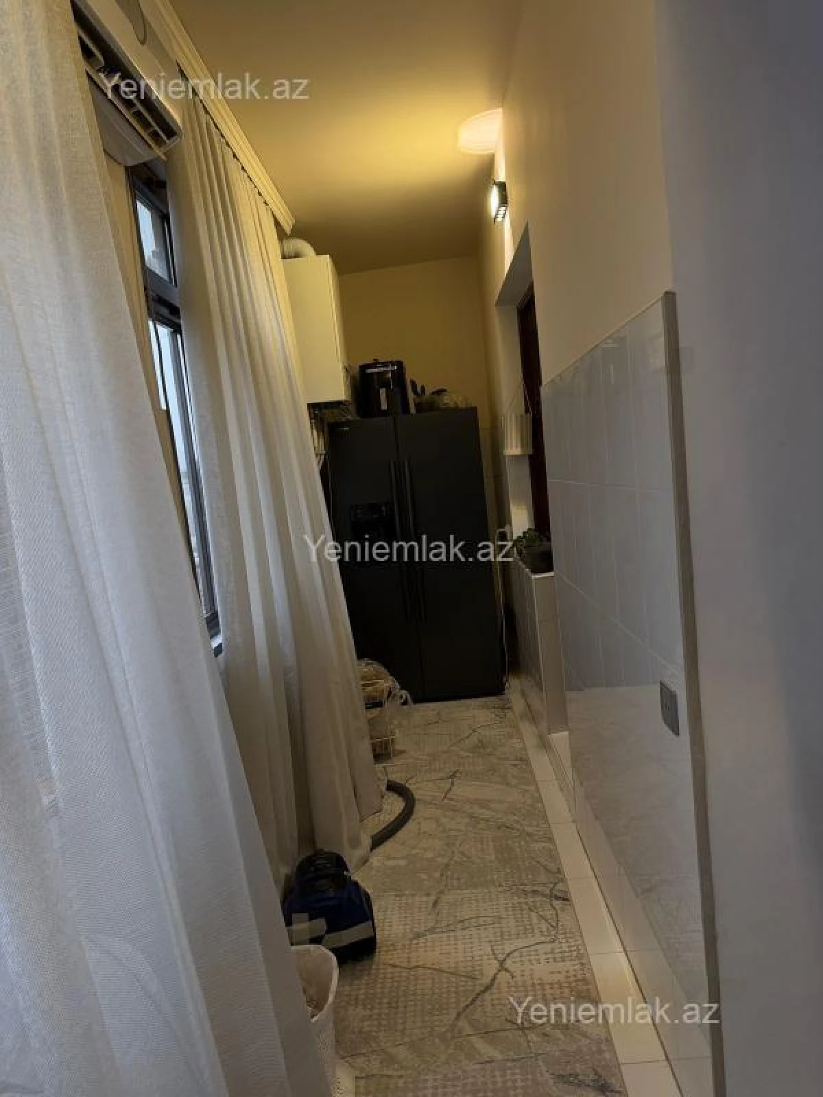Satılır 2 otaqlı köhnə tikili 68 m²