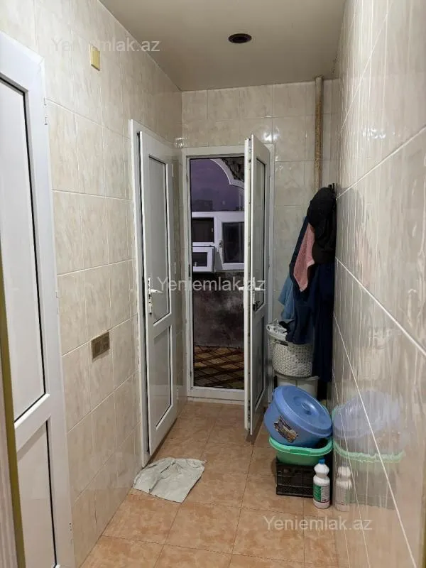 Satılır 3 otaqlı köhnə tikili 85 m²