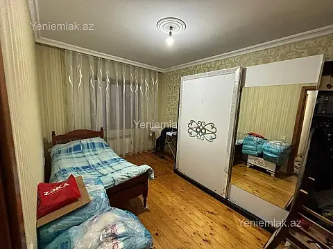 Satılır 3 otaqlı köhnə tikili 85 m²