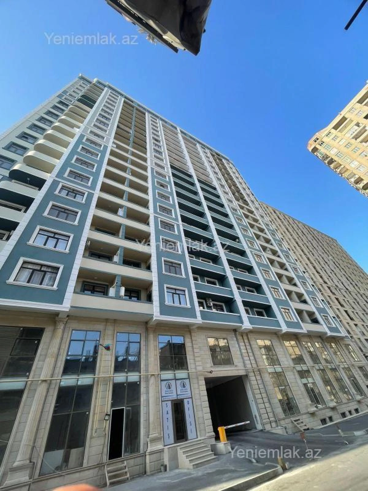 Satılır 3 otaqlı yeni tikili 152 m²