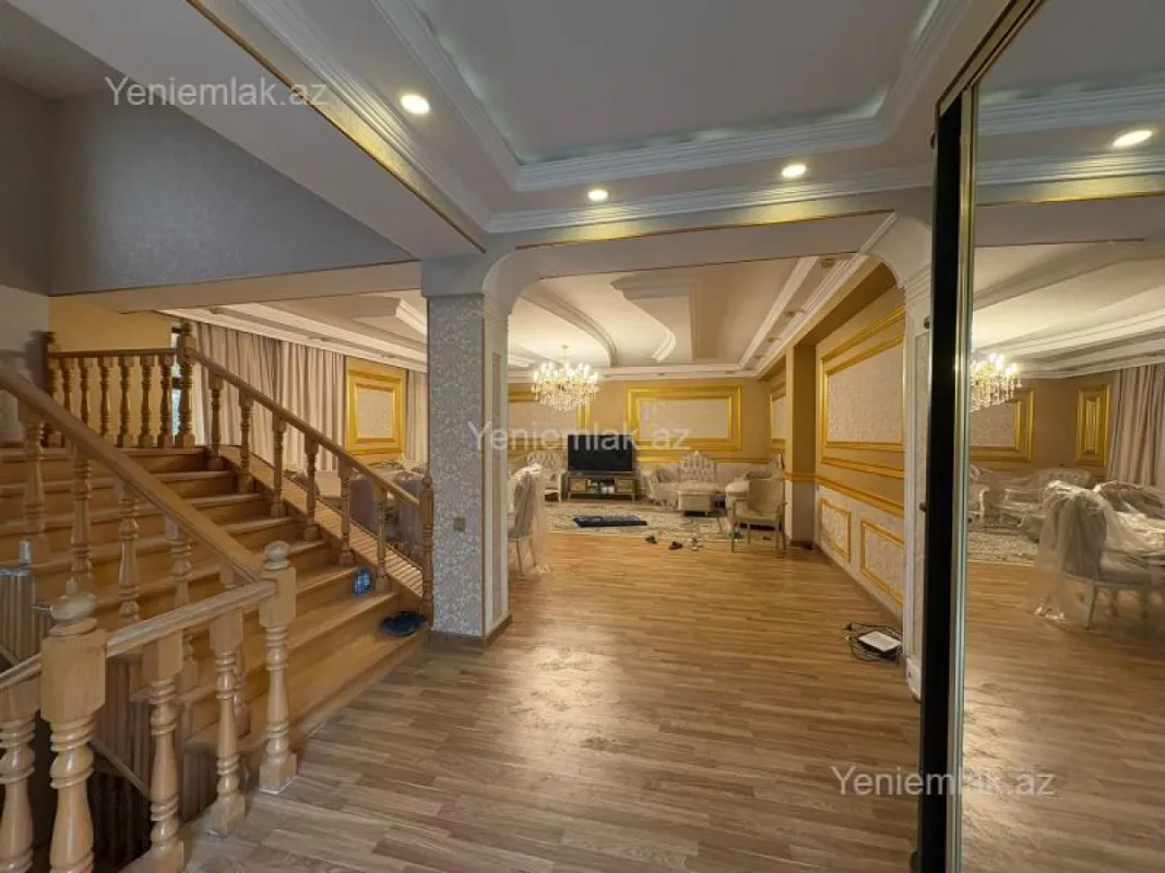 Satılır 6 otaqlı həyət evi 450 m²