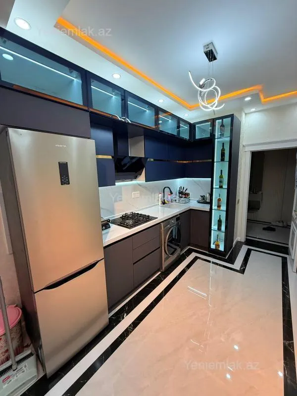 Satılır 2 otaqlı yeni tikili 72 m²