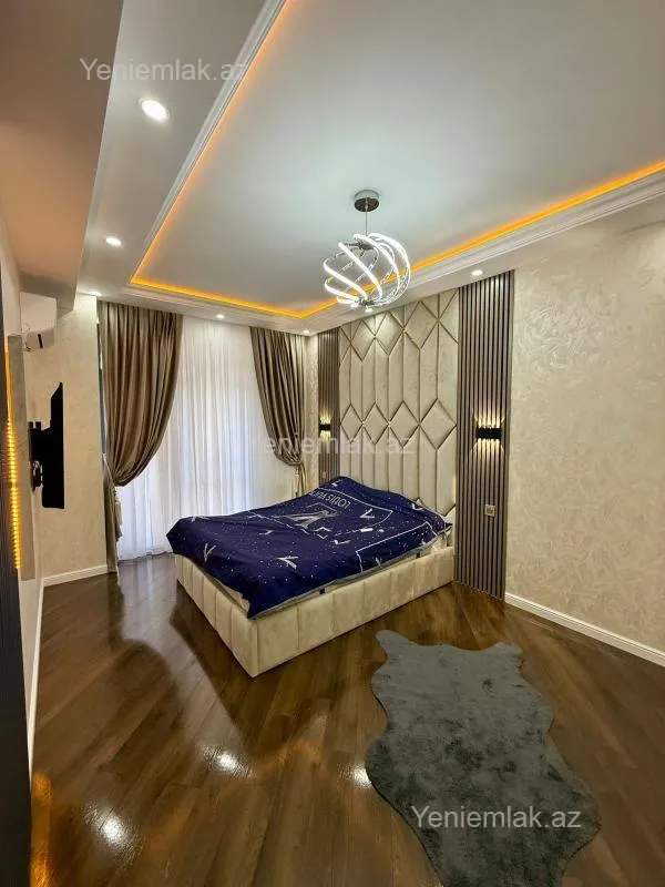 Satılır 2 otaqlı yeni tikili 72 m²