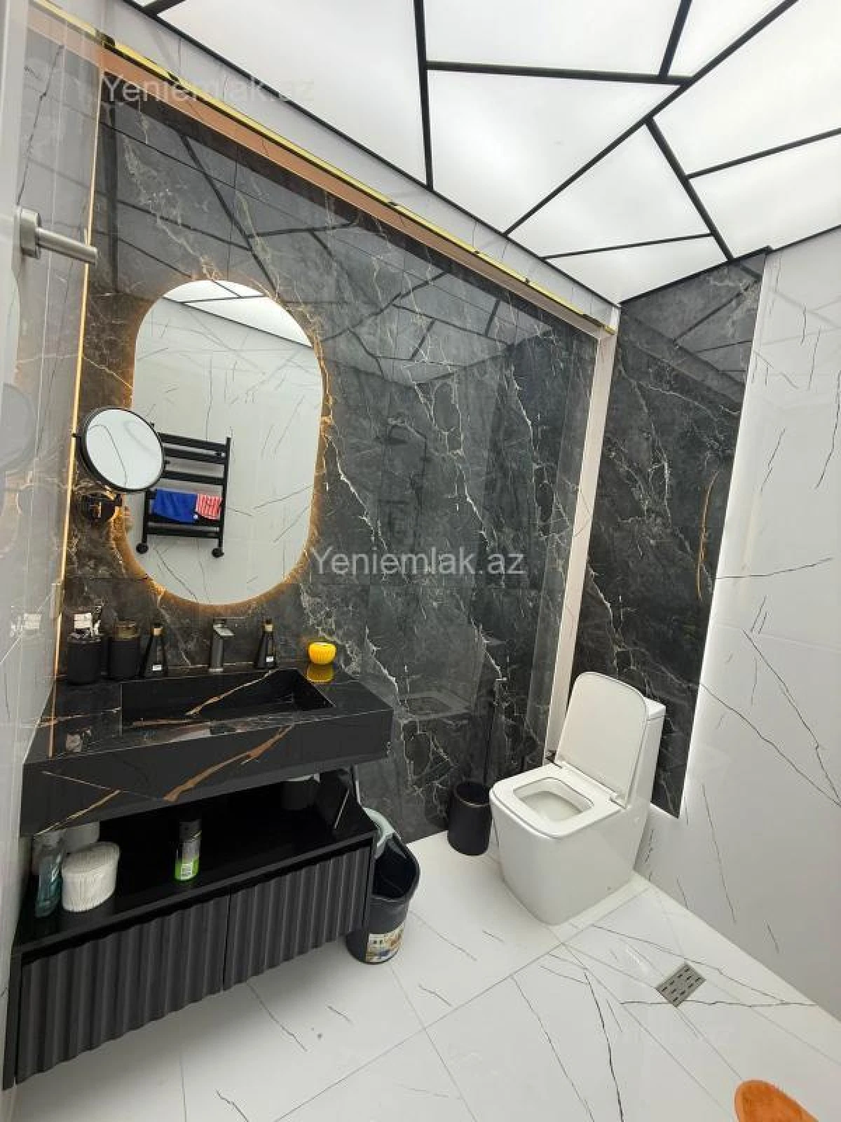 Satılır 2 otaqlı yeni tikili 72 m²