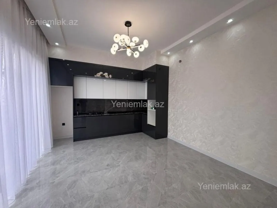 Satılır 4 otaqlı həyət evi 155 m²