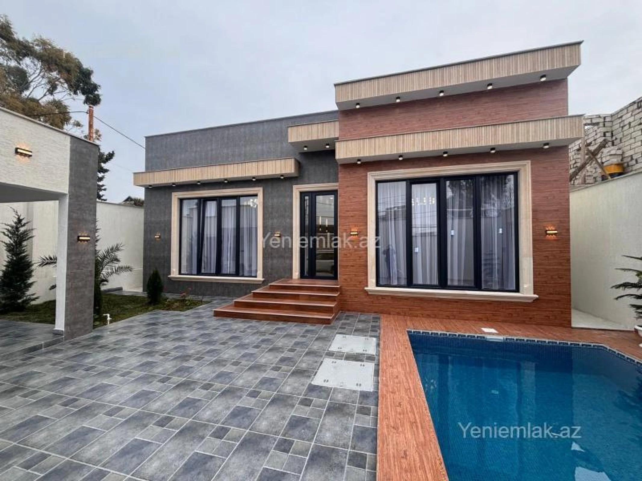 Satılır 4 otaqlı həyət evi 155 m²