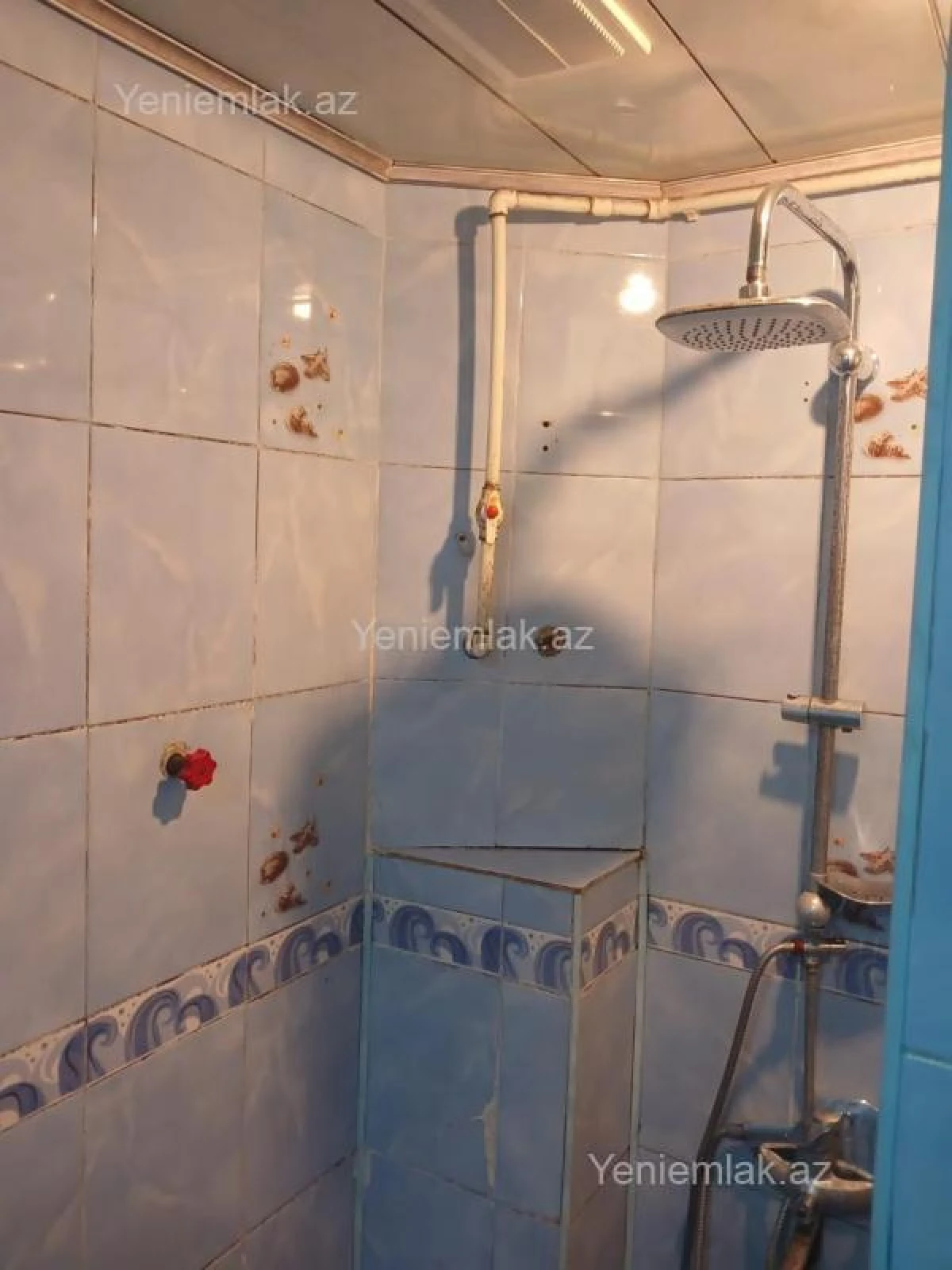 Satılır 3 otaqlı köhnə tikili 80 m²