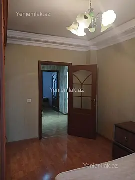 Satılır 3 otaqlı köhnə tikili 80 m²