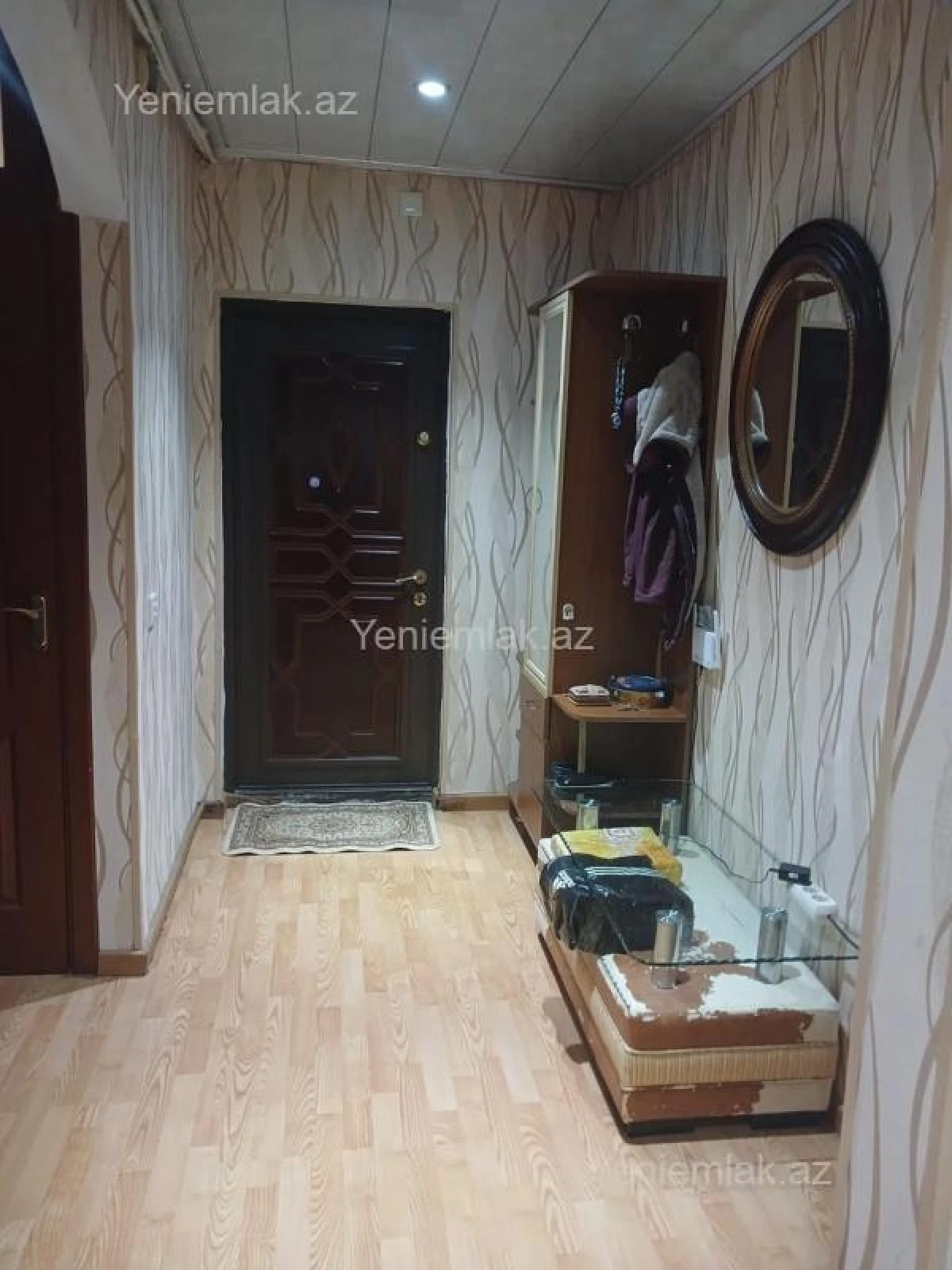 Satılır 3 otaqlı köhnə tikili 80 m²