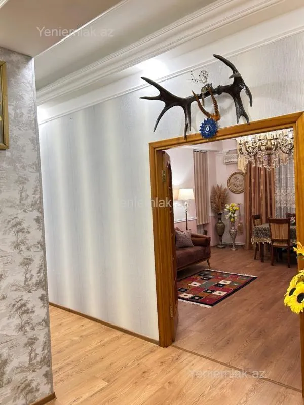 Satılır 2 otaqlı yeni tikili 100 m²