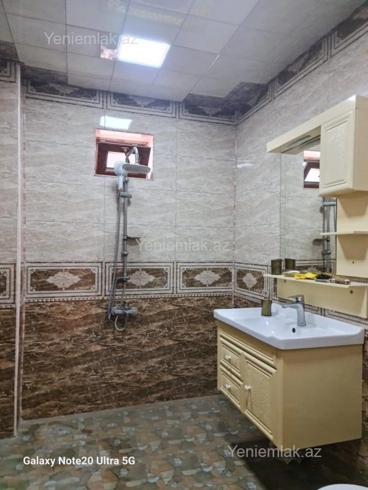 Satılır 4 otaqlı həyət evi 150 m²