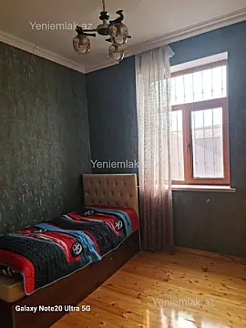 Satılır 4 otaqlı həyət evi 150 m²