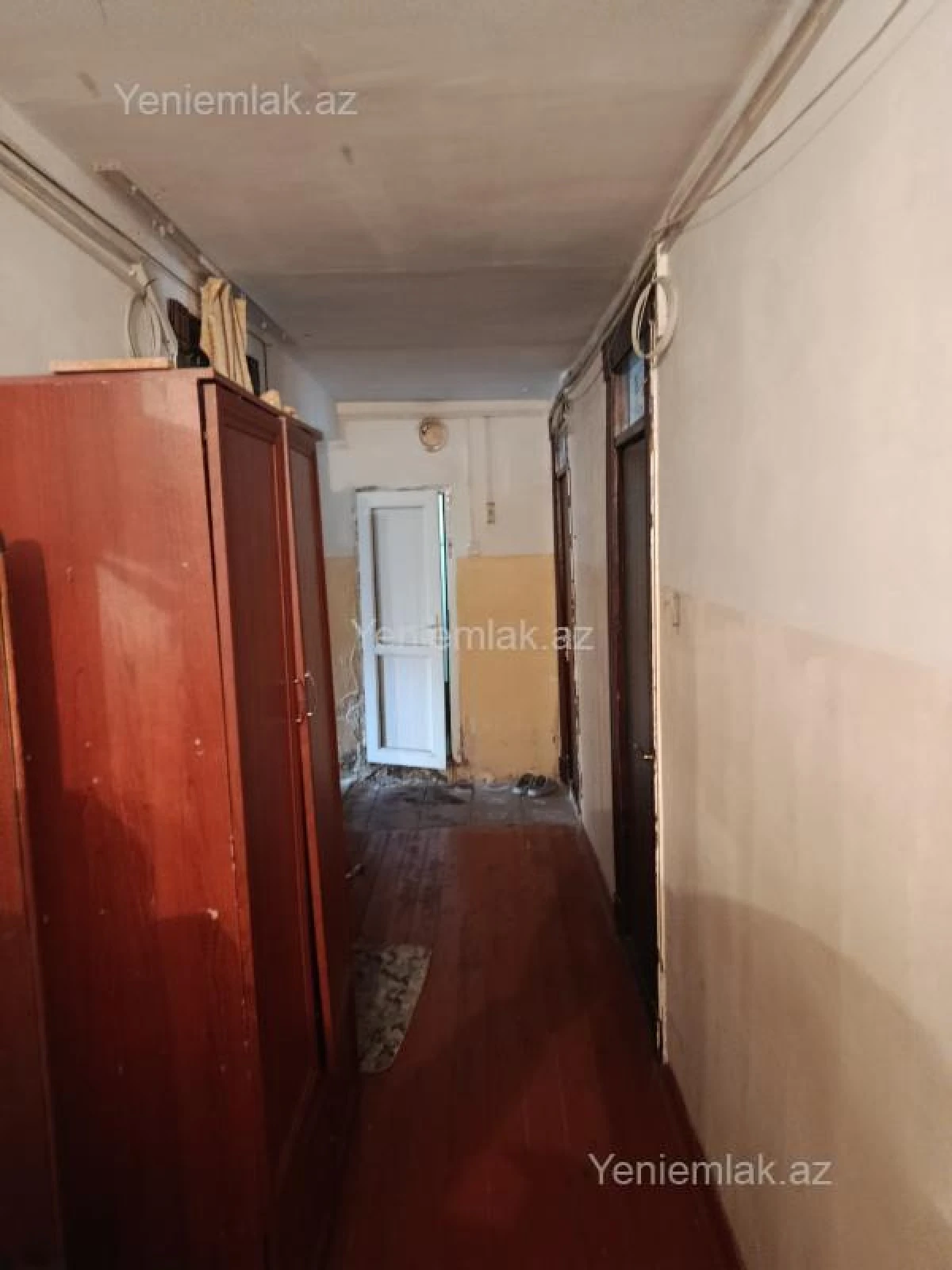 Satılır 1 otaqlı köhnə tikili 20 m²