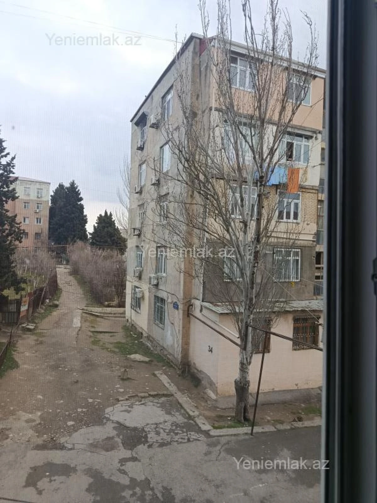 Satılır 1 otaqlı köhnə tikili 20 m²