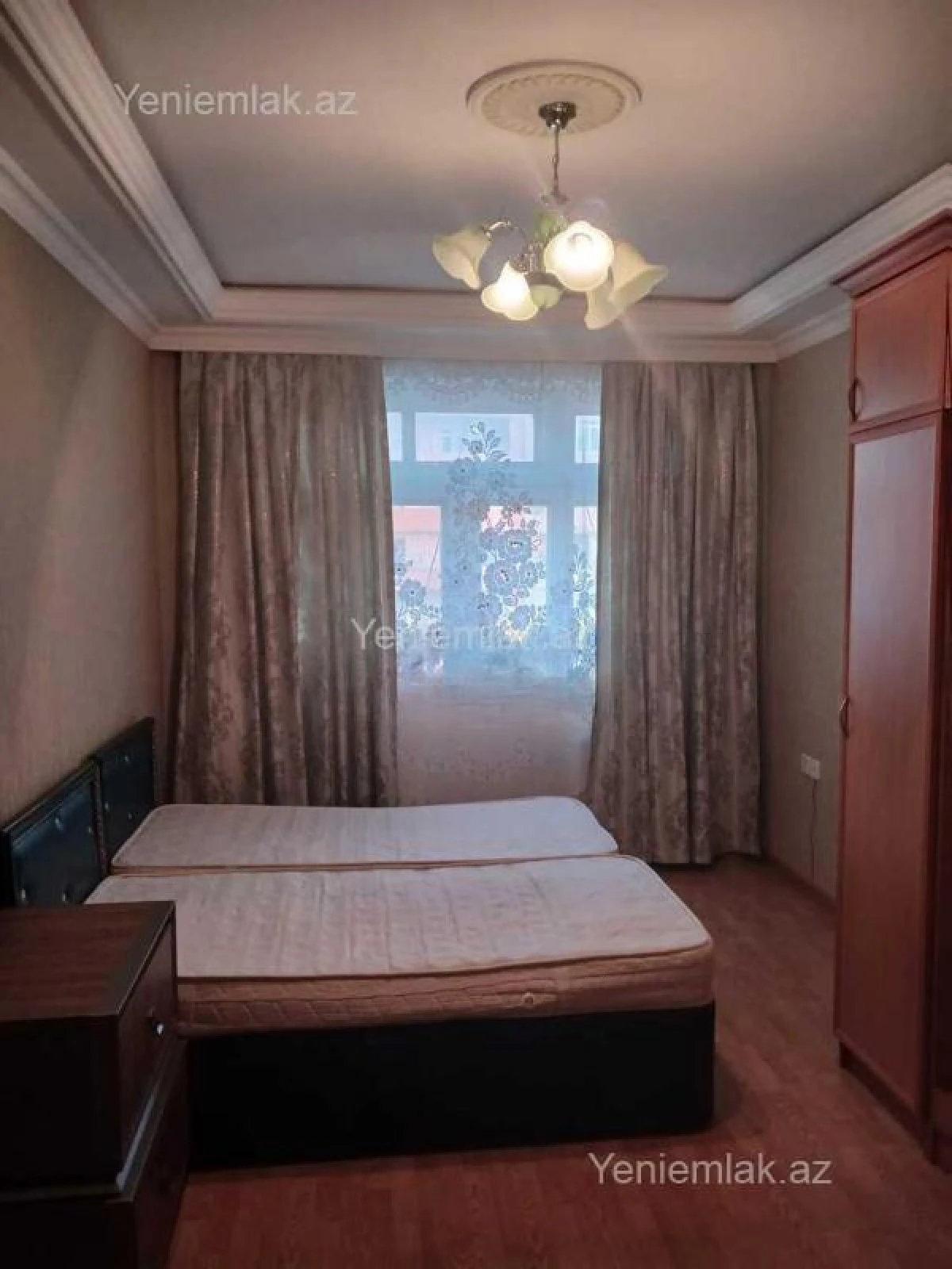 Satılır 3 otaqlı köhnə tikili 70 m²