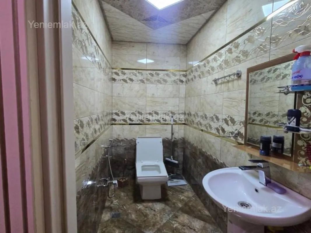 Satılır 4 otaqlı yeni tikili 131 m²