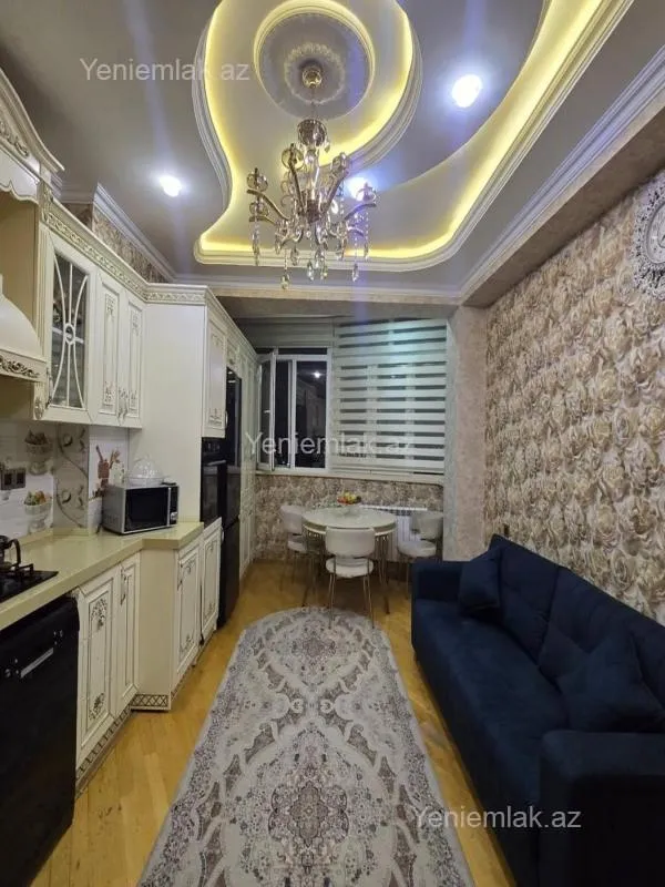 Satılır 4 otaqlı yeni tikili 131 m²