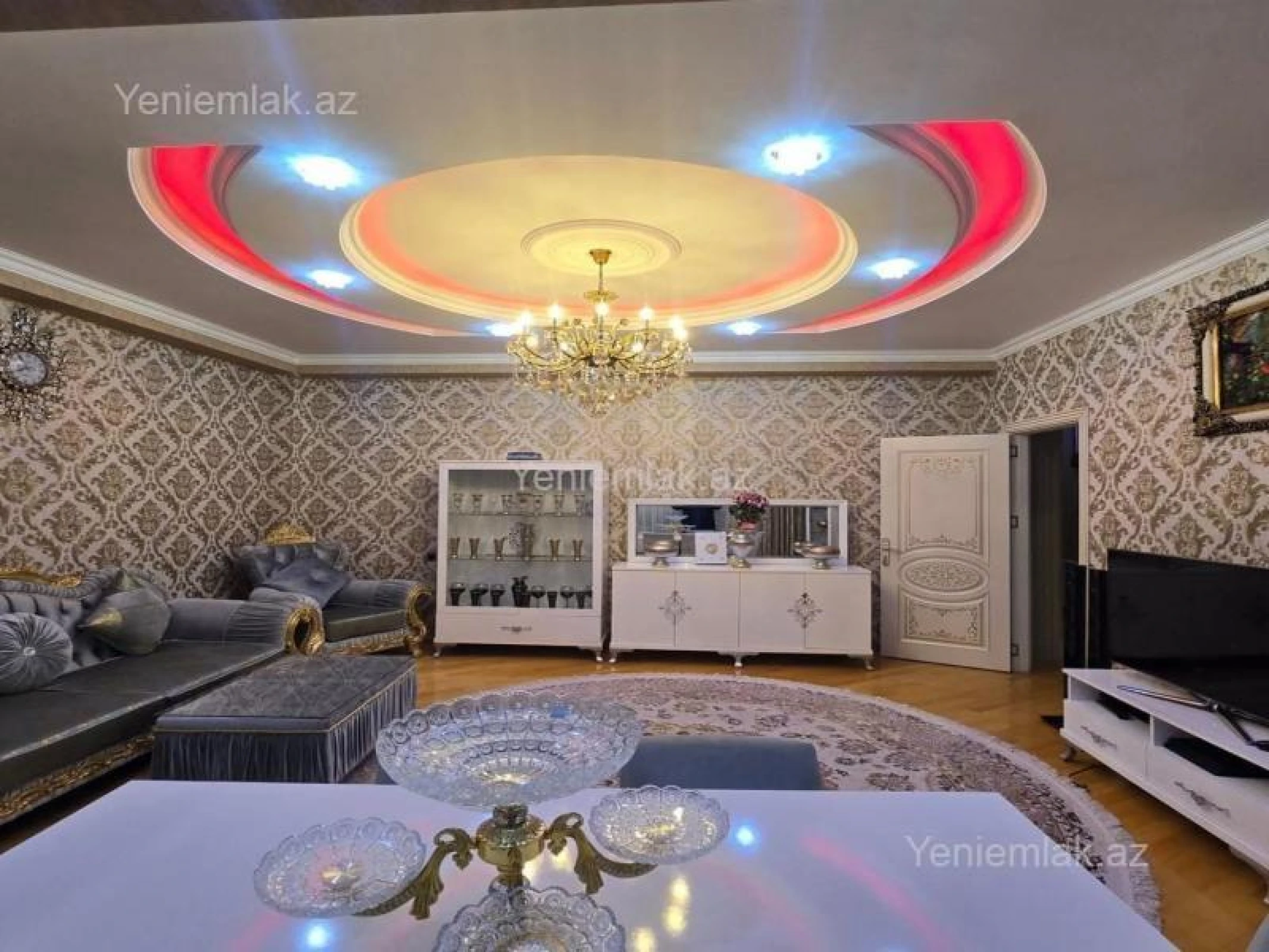 Satılır 4 otaqlı yeni tikili 131 m²