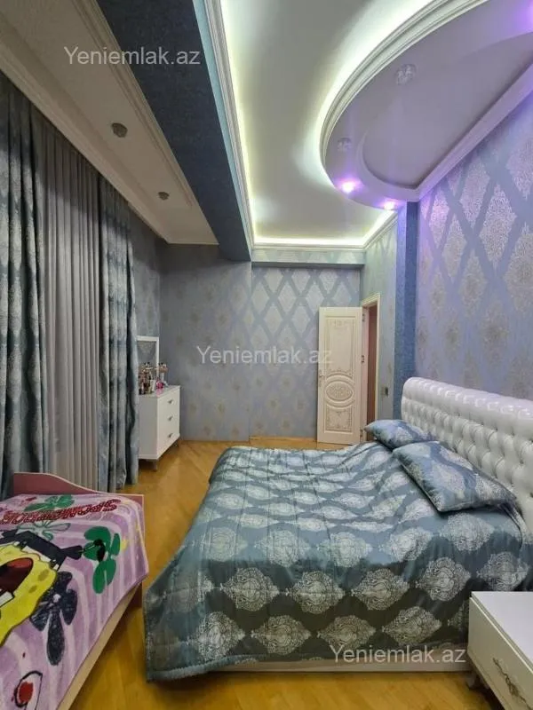 Satılır 4 otaqlı yeni tikili 131 m²
